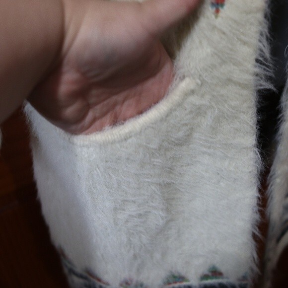 Sequin Hearts Aztec Print Fuzzy Long Line Blanket Cardigan Sweater Med - Picture 14 of 15